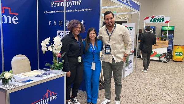 Directora Pro Dominicana felicita a Promipyme.